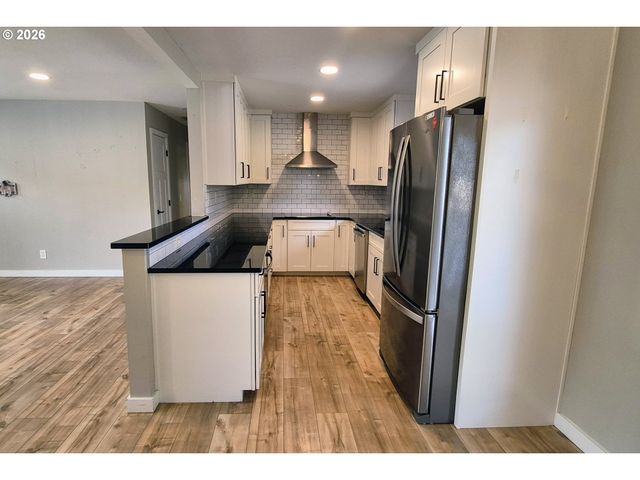 1504 Sw 41ST St, Pendleton, OR 97801