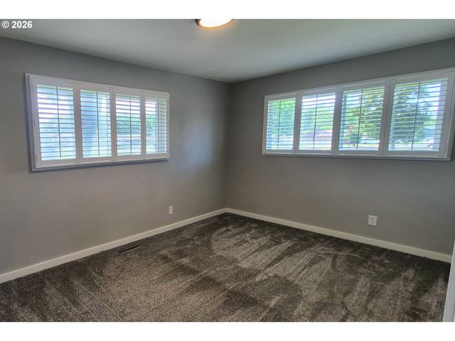 1504 Sw 41ST St, Pendleton, OR 97801
