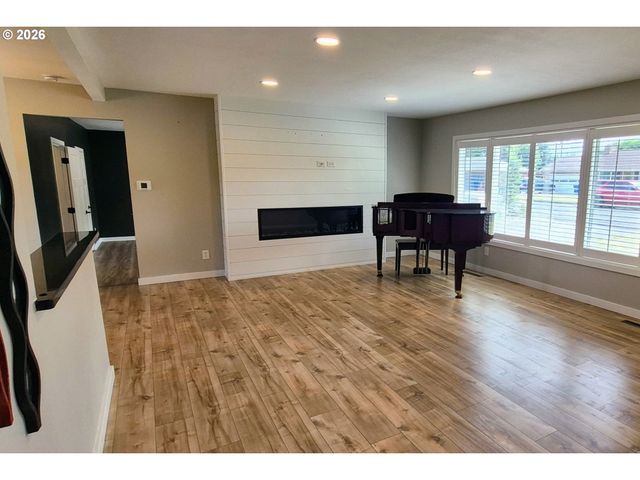 1504 Sw 41ST St, Pendleton, OR 97801