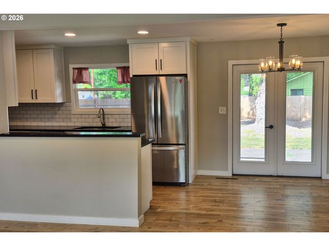 1504 Sw 41ST St, Pendleton, OR 97801