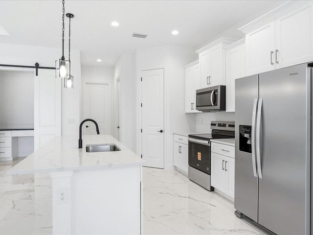 108 LOMAS RD, Rotonda West, FL 33947