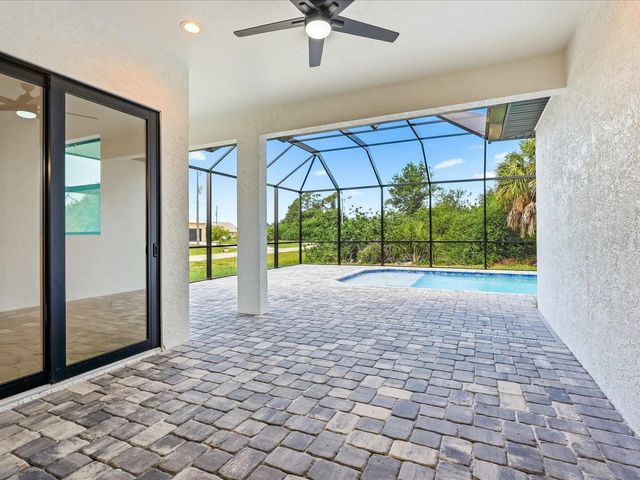 108 LOMAS RD, Rotonda West, FL 33947