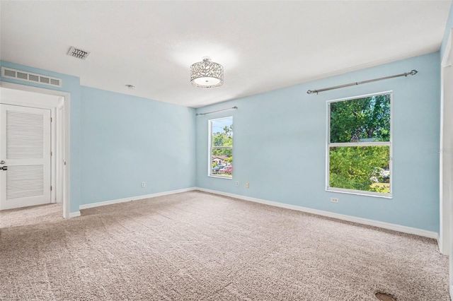 1702 W NORTH STREET, Tampa, FL 33604