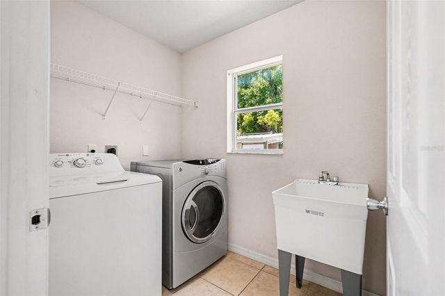 1702 W NORTH STREET, Tampa, FL 33604