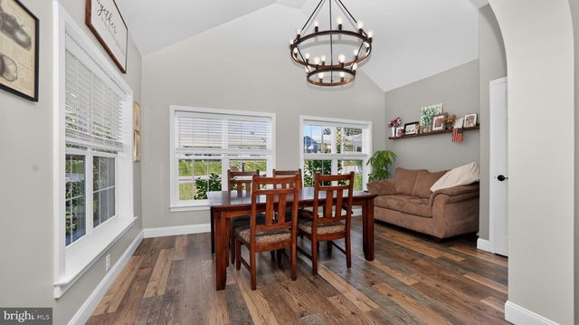 111 WATER ST, New Holland, PA 17557
