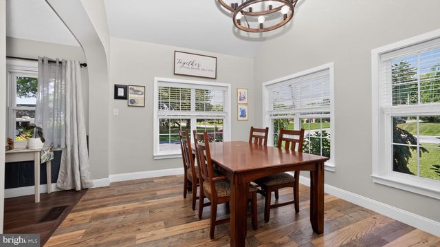 111 WATER ST, New Holland, PA 17557