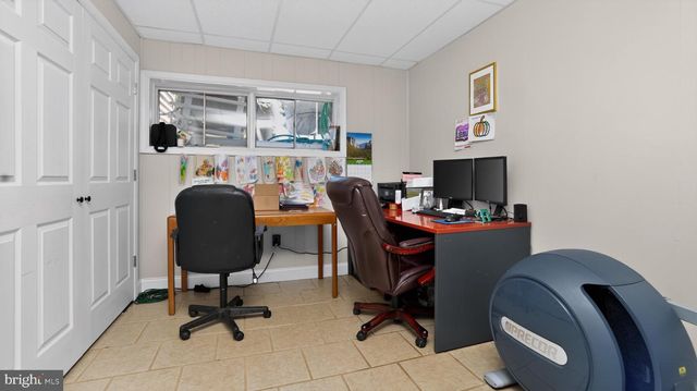 111 WATER ST, New Holland, PA 17557