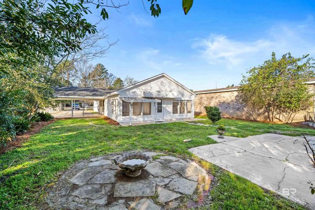 106 N White Avenue, Bay Minette, AL 36507