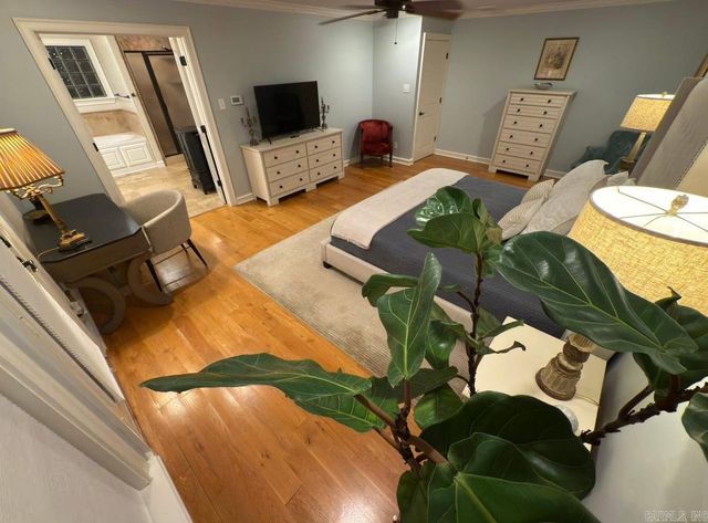 2730 Collins, Conway, AR 72034