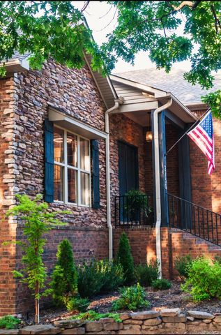 2730 Collins, Conway, AR 72034