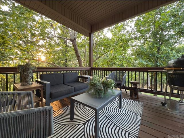 2730 Collins, Conway, AR 72034