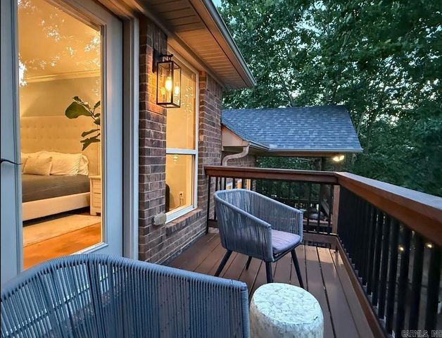 2730 Collins, Conway, AR 72034