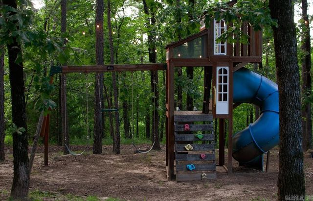 2730 Collins, Conway, AR 72034