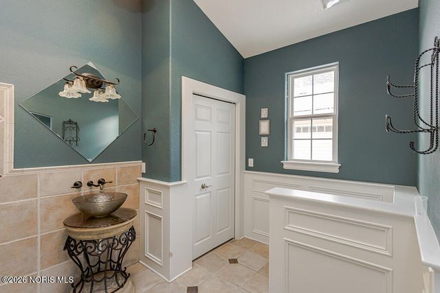 10116 Blue Creek North, Whitehouse, OH 43571