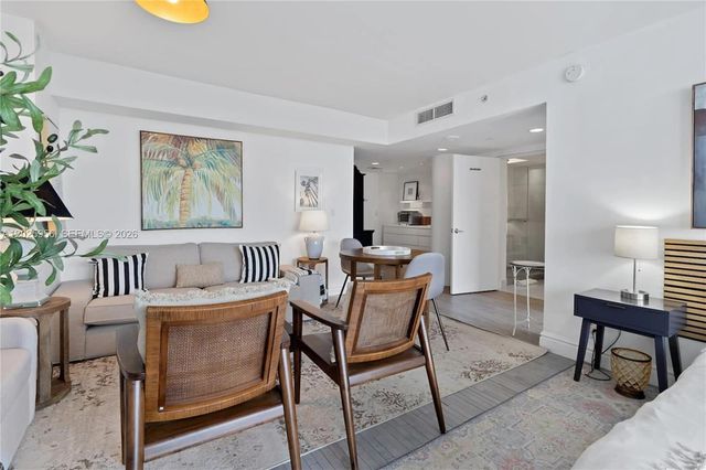 1100 West Ave 427, Miami Beach, FL 33139