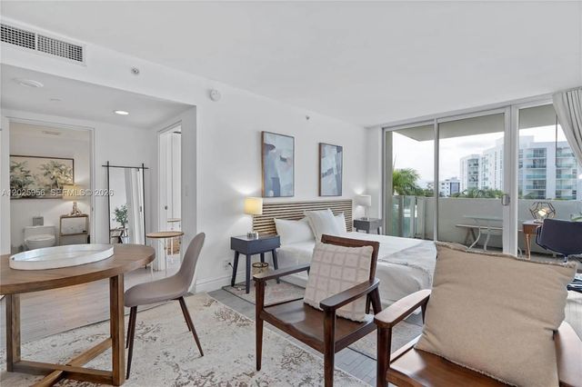 1100 West Ave 427, Miami Beach, FL 33139