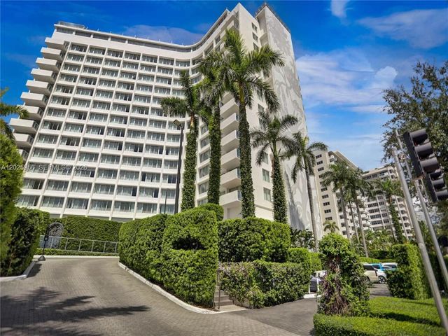 1100 West Ave 427, Miami Beach, FL 33139