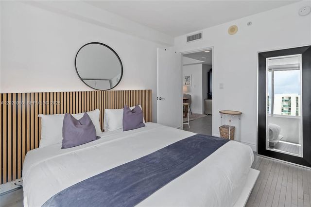 1100 West Ave 427, Miami Beach, FL 33139