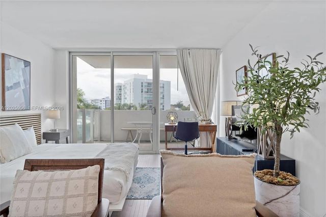 1100 West Ave 427, Miami Beach, FL 33139