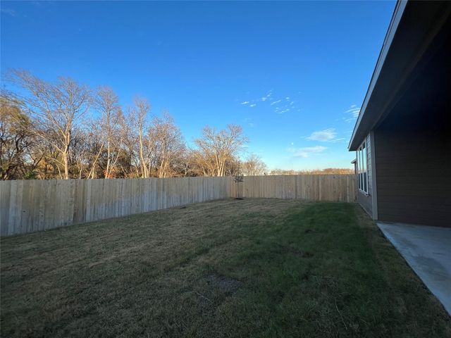 8120 Sycamore Brook Drive, Fort Worth, TX 76123