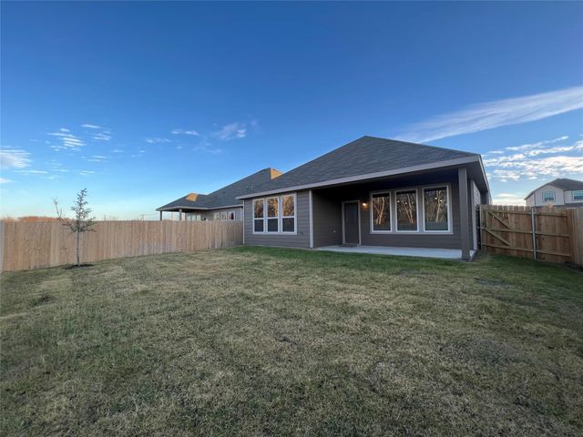 8120 Sycamore Brook Drive, Fort Worth, TX 76123