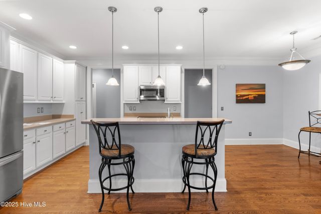 100 Lindy Court, Hampstead, NC 28443