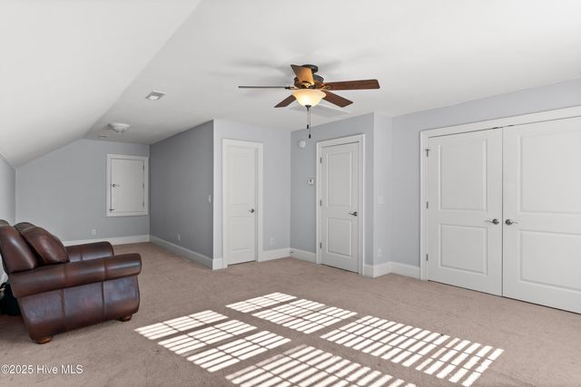 100 Lindy Court, Hampstead, NC 28443