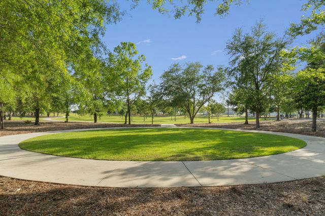 225 Huckleberry Street, Freeport, FL 32439
