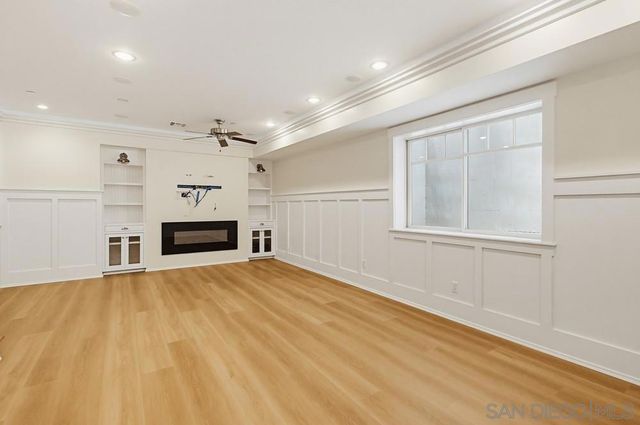 464 C, Coronado, CA 92118