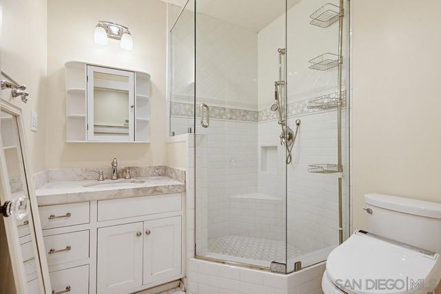 464 C, Coronado, CA 92118