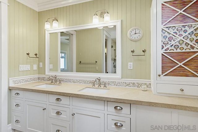 464 C, Coronado, CA 92118