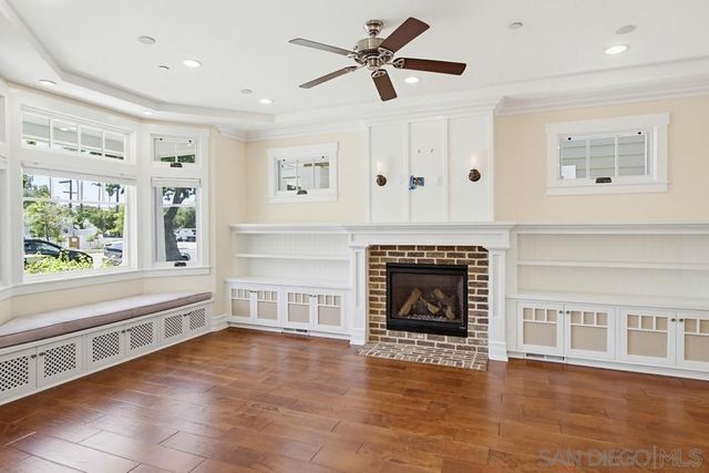 464 C, Coronado, CA 92118