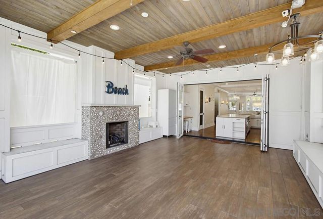 464 C, Coronado, CA 92118