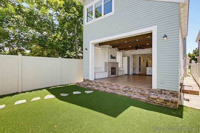 464 C, Coronado, CA 92118