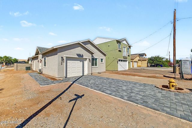 128 W BROOKS Street A, Gilbert, AZ 85233
