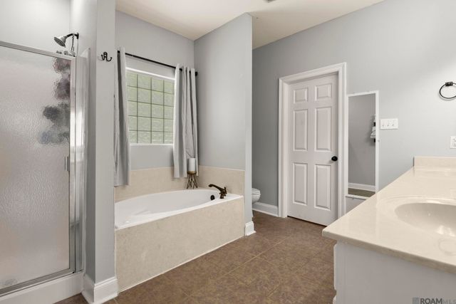10154 Angela Dr, Denham Springs, LA 70706