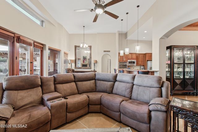 10873 N Pusch Ridge View Place, Tucson, AZ 85737