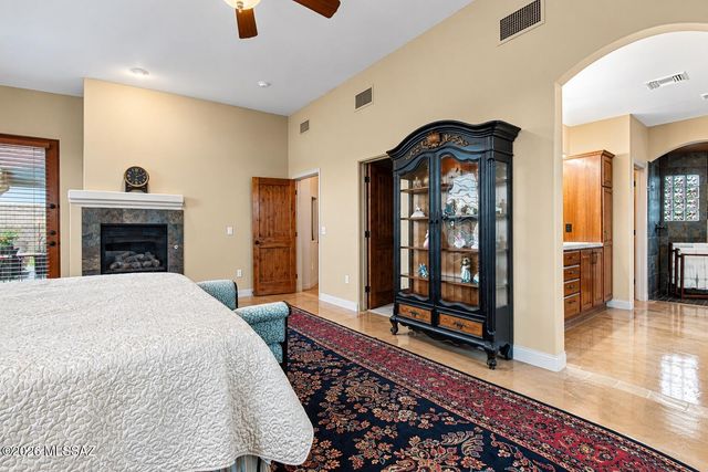 10873 N Pusch Ridge View Place, Tucson, AZ 85737