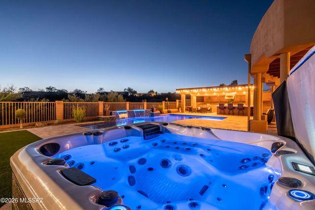 10873 N Pusch Ridge View Place, Tucson, AZ 85737