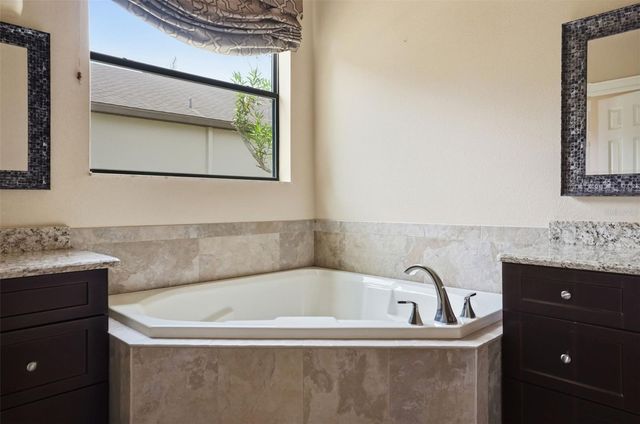 8987 MISSISSIPPI RUN, Weeki Wachee, FL 34613