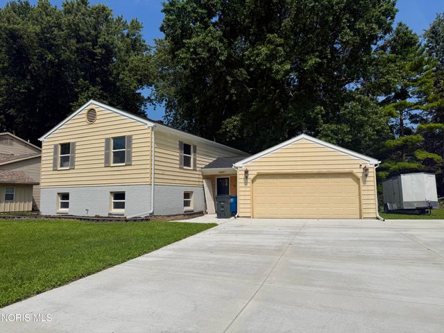 1687 Park Forest Drive, Toledo, OH 43614