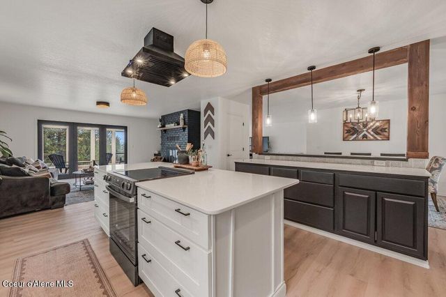 6051 E Kingswood LN, Coeur D'alene, ID 83814