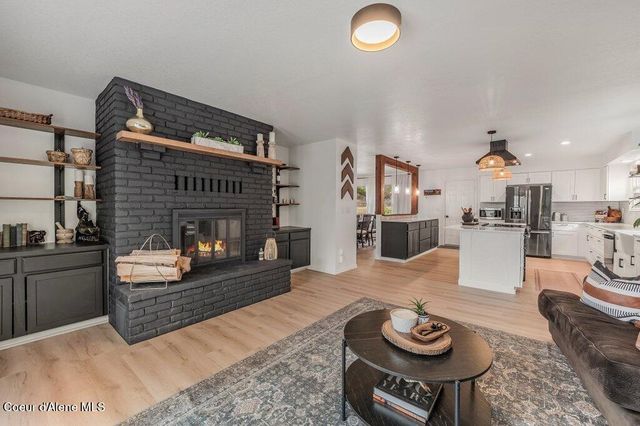 6051 E Kingswood LN, Coeur D'alene, ID 83814