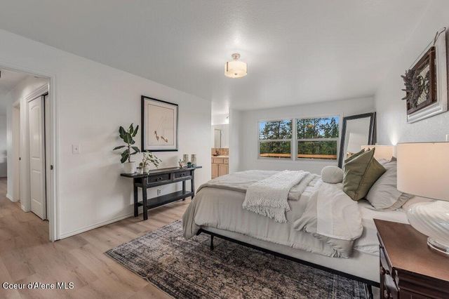 6051 E Kingswood LN, Coeur D'alene, ID 83814