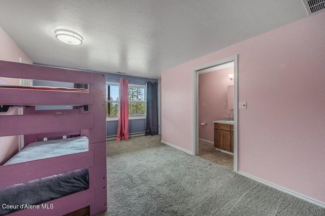 6051 E Kingswood LN, Coeur D'alene, ID 83814