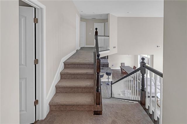 1645 Hillcrest Drive, Sugar Hill, GA 30518