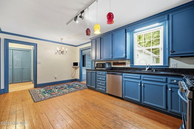 1608 Canterbury Road, Greenville, NC 27858