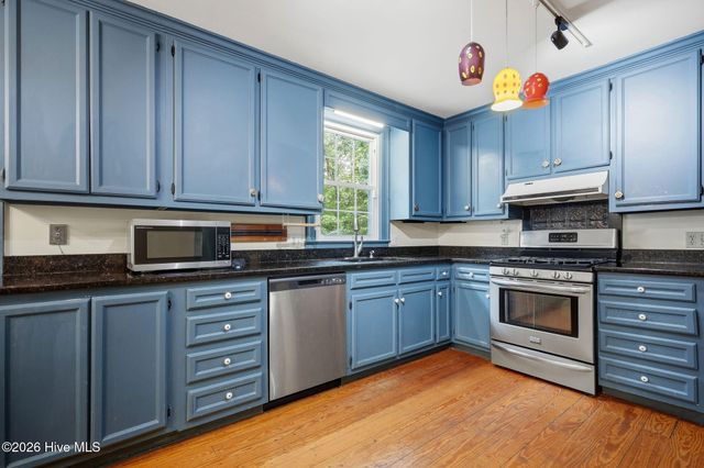 1608 Canterbury Road, Greenville, NC 27858