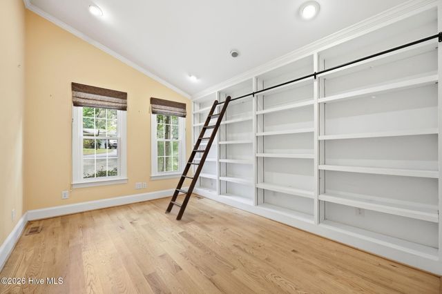 1608 Canterbury Road, Greenville, NC 27858