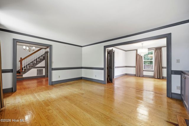 1608 Canterbury Road, Greenville, NC 27858